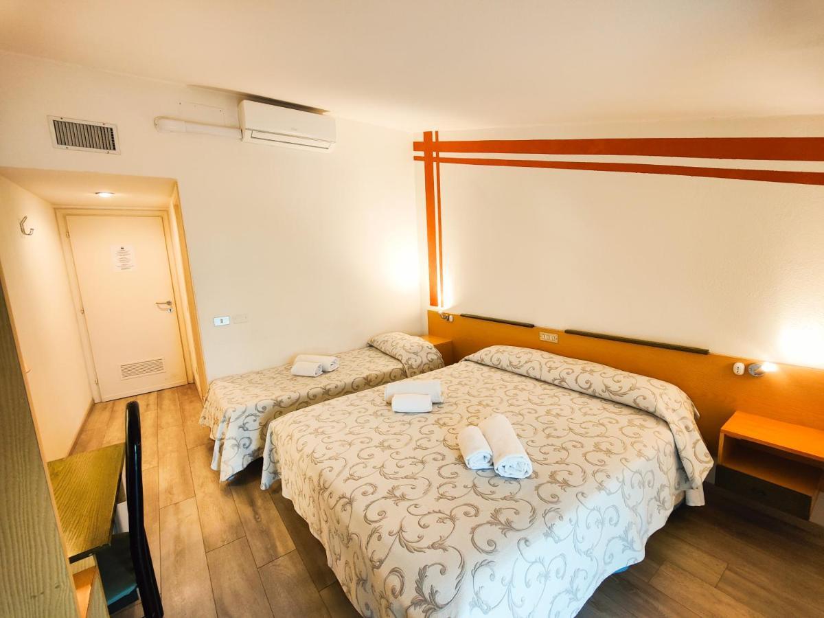 Albergo B&B Tenesi Manerba del Garda Zewnętrze zdjęcie